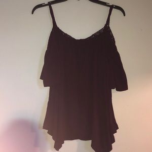 Gorgeous burgundy MUDD shirt